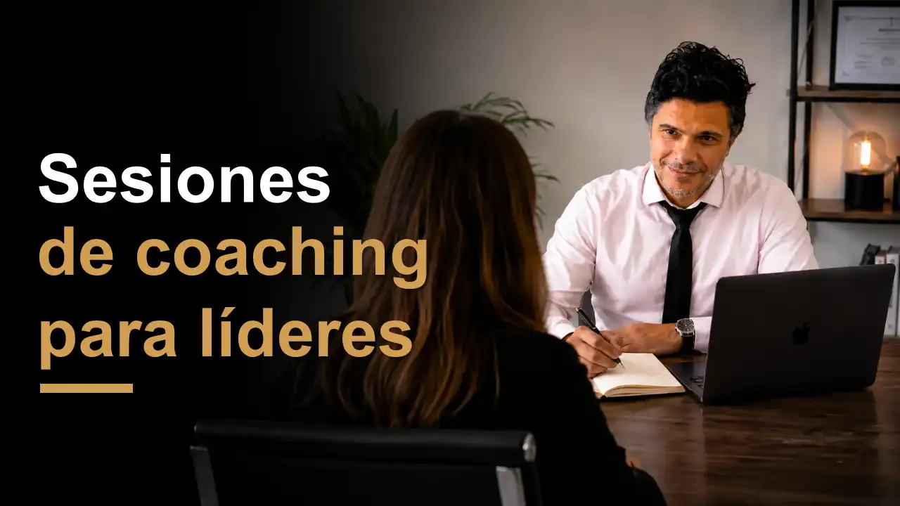 Darío Varona en sesiones de coaching empresarial para nuevos líderes, trabajando habilidades de liderazgo, comunicación y gestión de equipos.